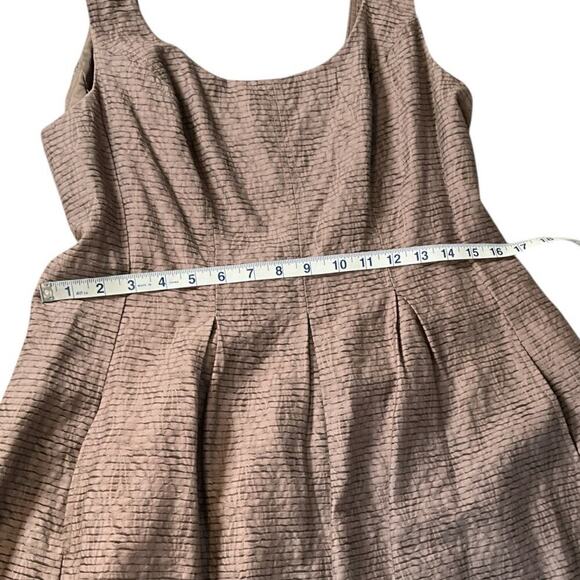Nine West Pebble Sleeveless Dress in Brown Size 12 Neutral Coastal Knee Length - Picture 11 of 13